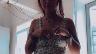 hempresskc Adorable chick