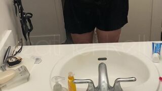 heatherkelly naughty babe caresses vaginal hole