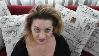 Maria Moore manyvids luxurious female caresses pussy