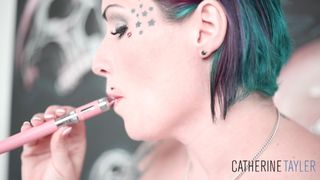 manyvids Catherine Tayler gorgeous chick fucks both holes