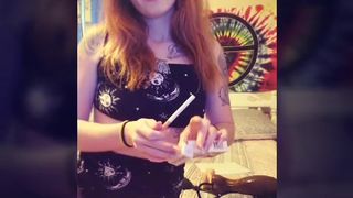 manyvids redfoxx92 amazing babe jerking her shaved cunt