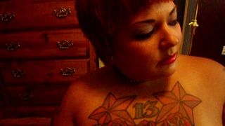 manyvids diamond lou  lustful babe caresses shaved pussy