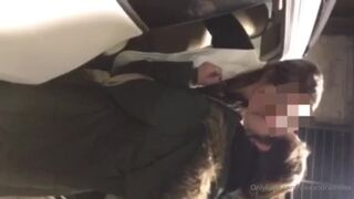 alexandralexilee busty babe massages pussy