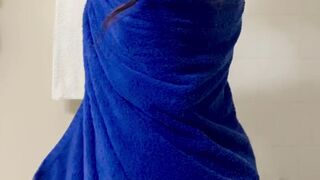 advaa Red-haired courtesan