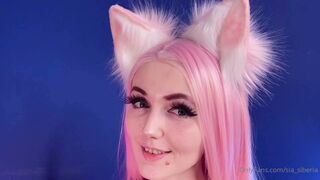 Sia Siberia Fishnet brunette