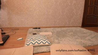 _miss_strawberry_  private from the burning brunette with a cool body