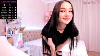 sora_yon juicy slut gently masturbates cunt