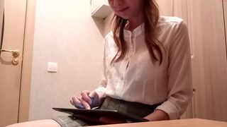 nympho_mmm mature aunt with big tits fucks pussy