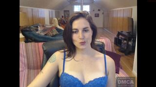 maizy_mae busty courage rides a dildo