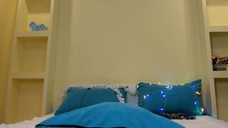 leya_gray wonderful chick rides a sex car