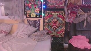 couple2921 sultry woman fiercely jerks her pussy