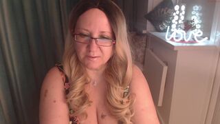 adrena_ busty amateur dildo