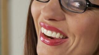 Mindi Mink Drunk college girls have group sex