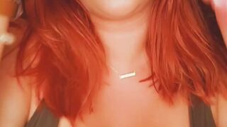 annabelleroger pretty woman sitting in a chair