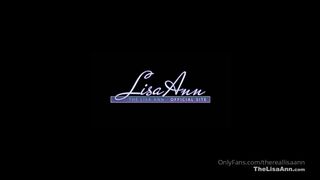 thereallisaan fascinating whore turns on mouthwatering forms