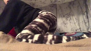 stacysinn old woman fucks herself with two toys in both holes