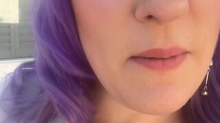 scarlet_elli busty milf - deliciously jerking her pussy