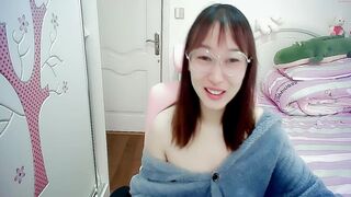rossy_babe Delightful little
