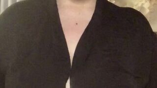 oliveapple42 Charming female