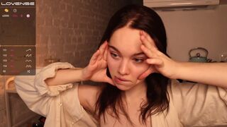 bibi__andersson dancing naked and pulling pussy