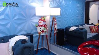 alicetown Beauty with cool curves