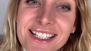 victoria may89 lovely maid