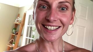 victoria may89 amazing chicks and have fun with sex toys