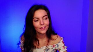 vaiolika busty chick jerks off her phallus