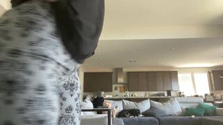 theemilylynne crazy slut gently pulls pussy