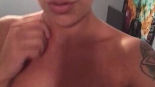 sophiamfgrac charming finger jerking off