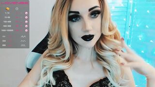 julia_wilson DETKAX slim