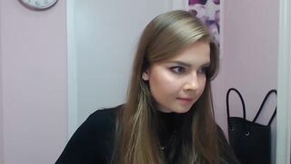 jane_skyy petite slut masturbates with her fingers