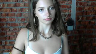 marry_jes hot babe fucks both holes