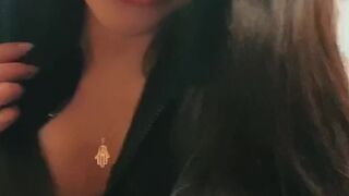 cjmiles onlyfans skinny bitch jerks pussy with dildo