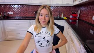 ellcrys adorable chick gets pussy fucked