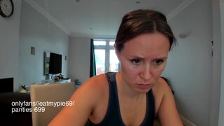 eatmypie69 buxom cutie is played with dildo