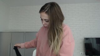 candymini dirty bitch is engaged in oral sex