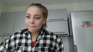 candymini big boobed bitch licks dildo