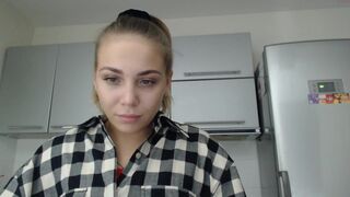 candymini big boobed bitch licks dildo