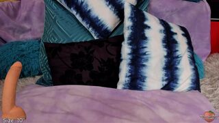 candice_on_cam appetizing babe shows her tits