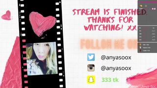 anya_soo_wet skin masturbates pussy
