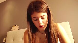 rebeccastonee premium videos from her Chaturbate profile