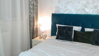 mmmaaa1234 naughty  girl  strips down to her underwear