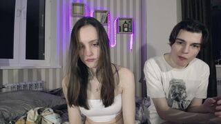 fflloowweerr teen black-haired chick talks coquettishly on camera