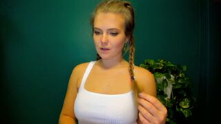 sunshinekate slutty lady fucks her ass hard