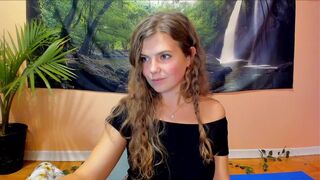 sunshinekate mature aunt with big tits fucks pussy