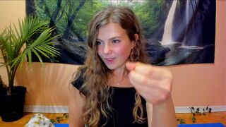 sunshinekate mature aunt with big tits fucks pussy