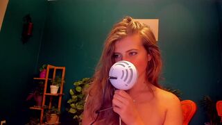 sunshinekate gorgeous brunette girl passionately sucks dildo