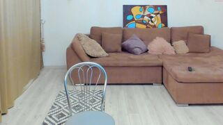 miley_me babe in stockings fucks both holes