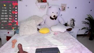 eva_martinez_ graceful devil with her palm rubs her vagina